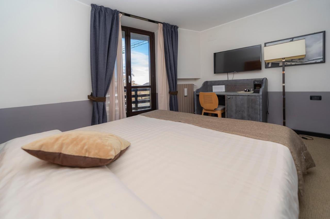 Principi Di Piemonte Sestriere Hotel Kültér fotó