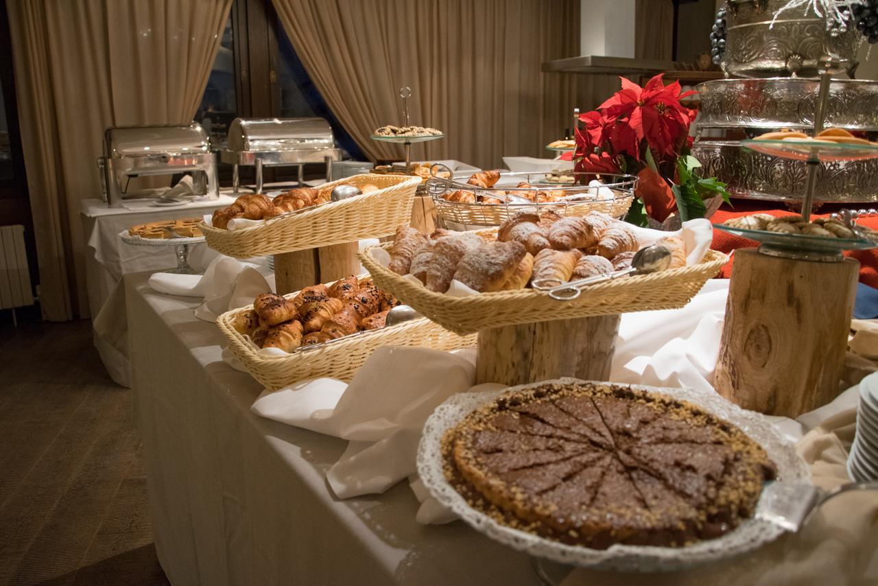 Principi Di Piemonte Sestriere Hotel Kültér fotó
